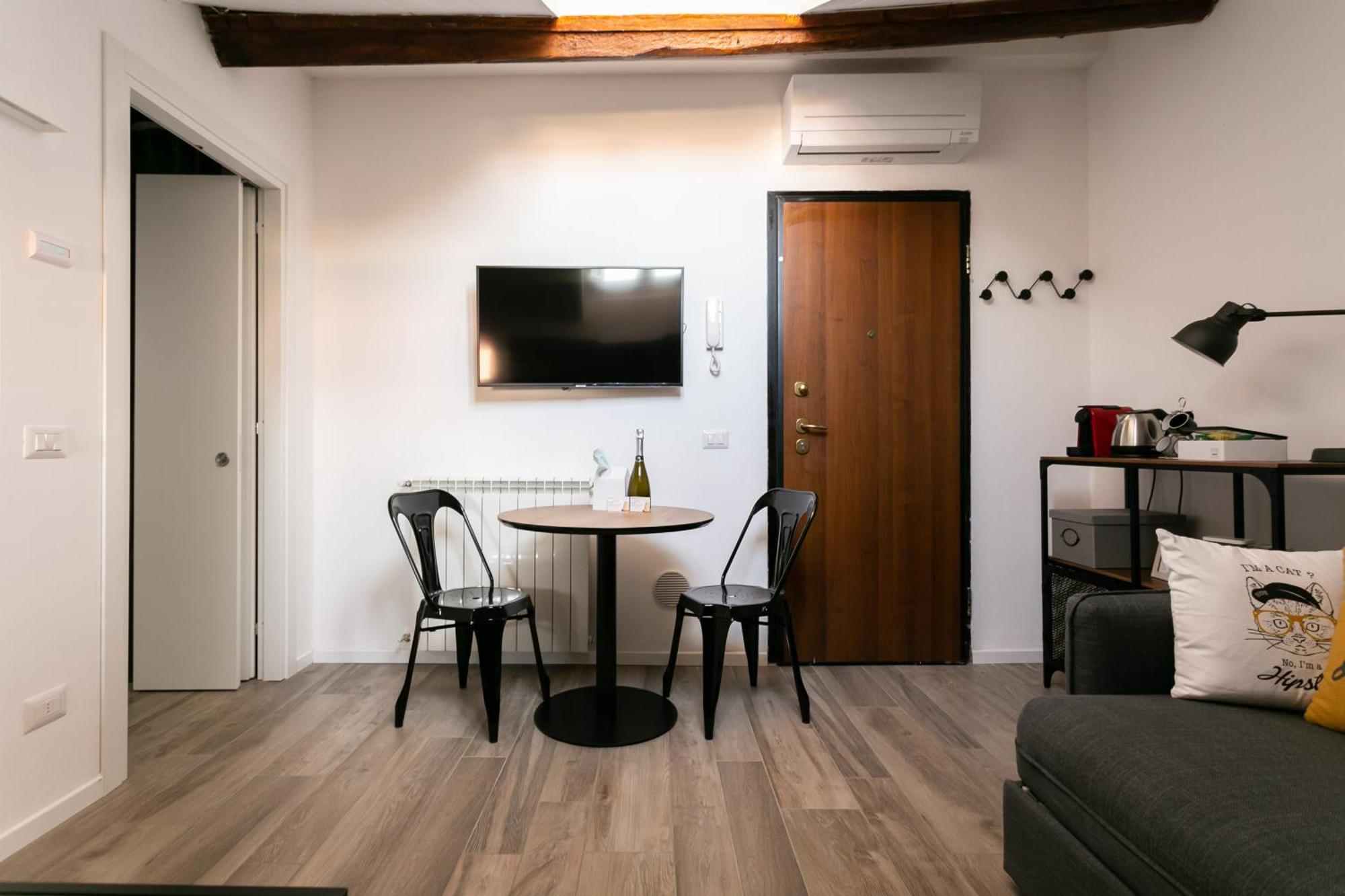 מילאנו Mortara Navigli Apartments מראה חיצוני תמונה